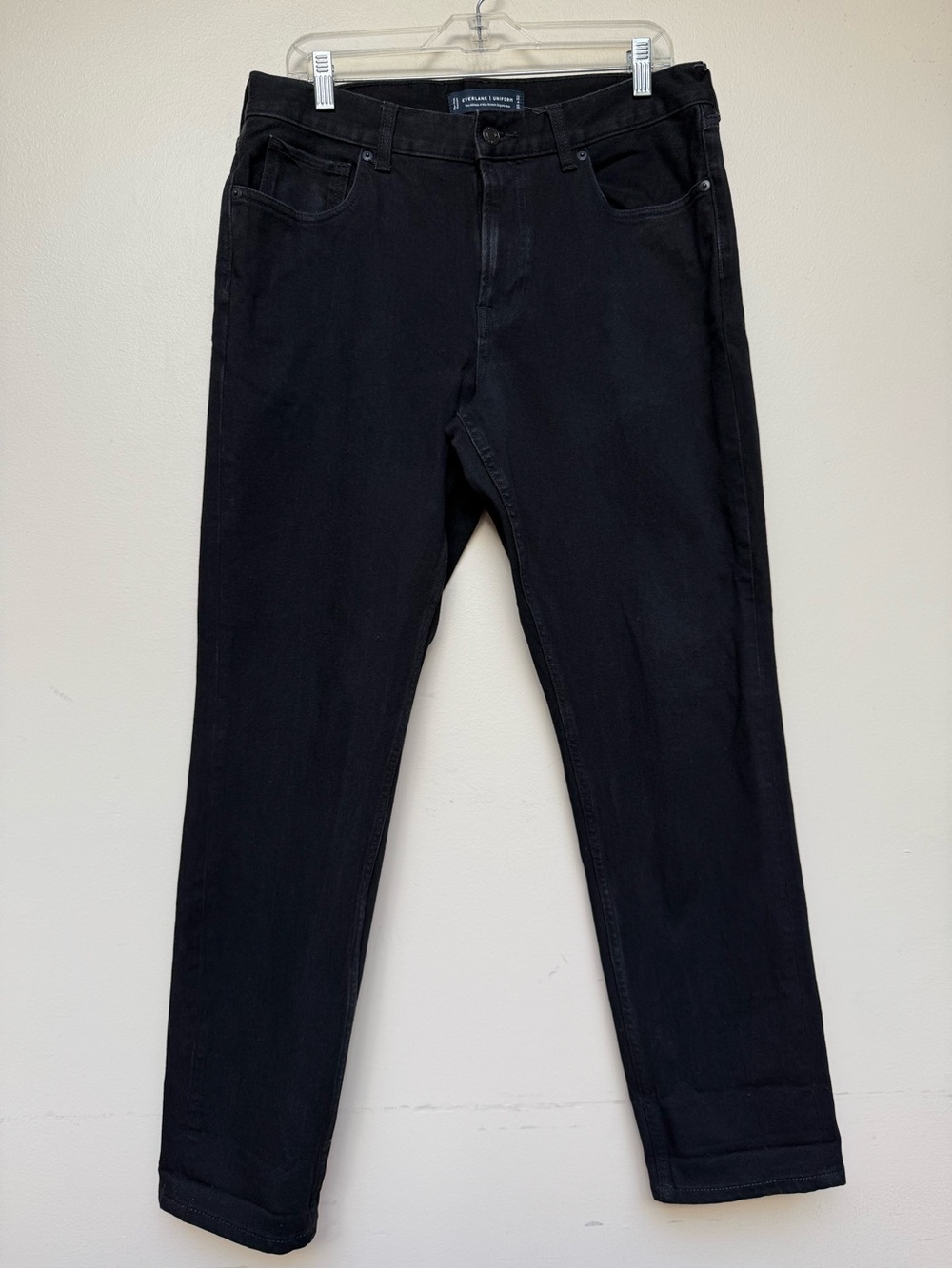 Everlane Uniform Athletic 4-Way Stretch Organic Jeans Black 33x32